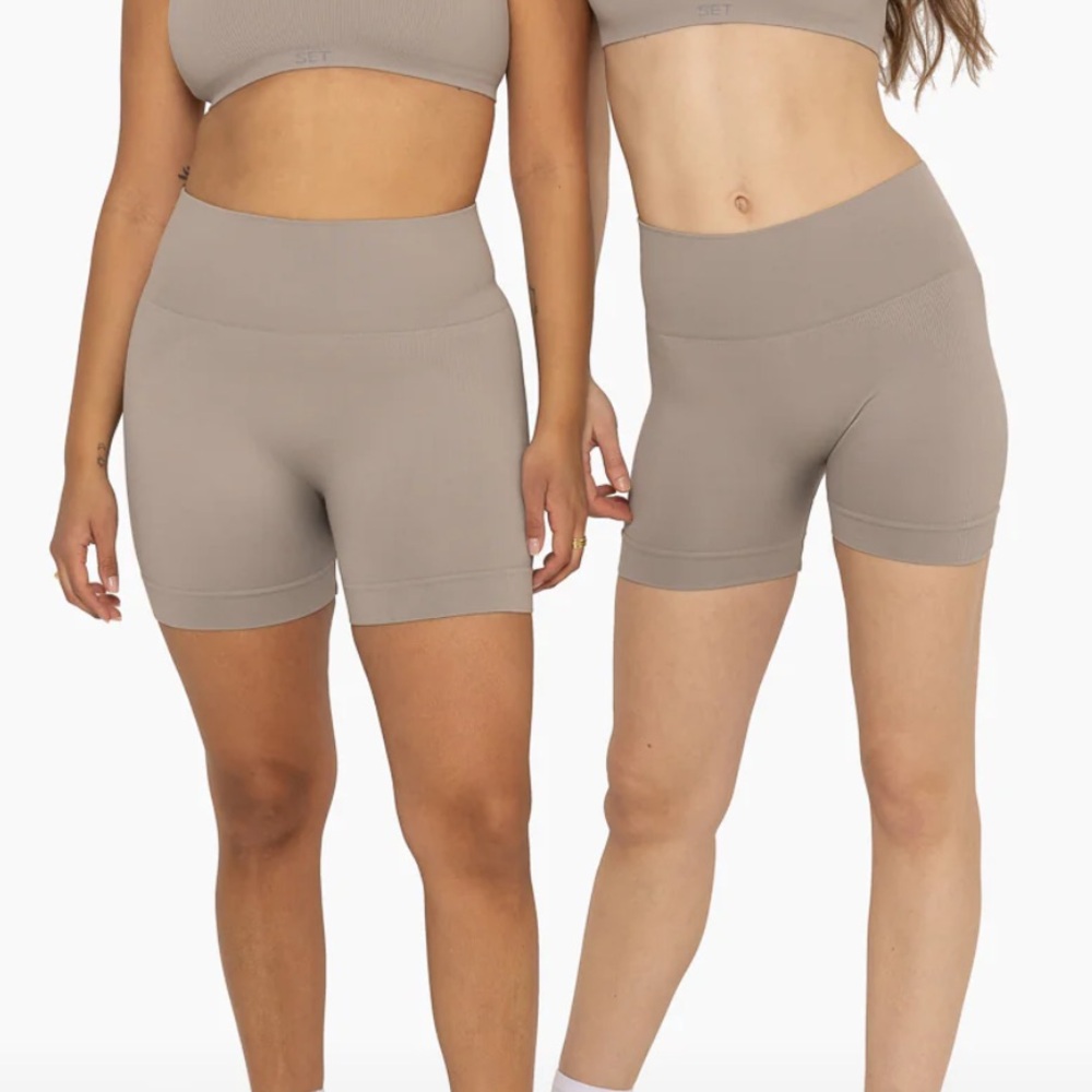 SET ACTIVE Workout Set (Biker Shorts & Top) - Being Sold Together